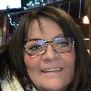 Meet your Posher, Sheryl